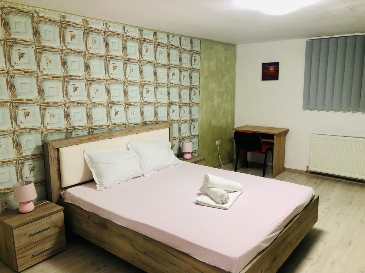 Central Park - Big Apartment - 3 Rooms - Free Parking T5 Тімішоара Екстер'єр фото