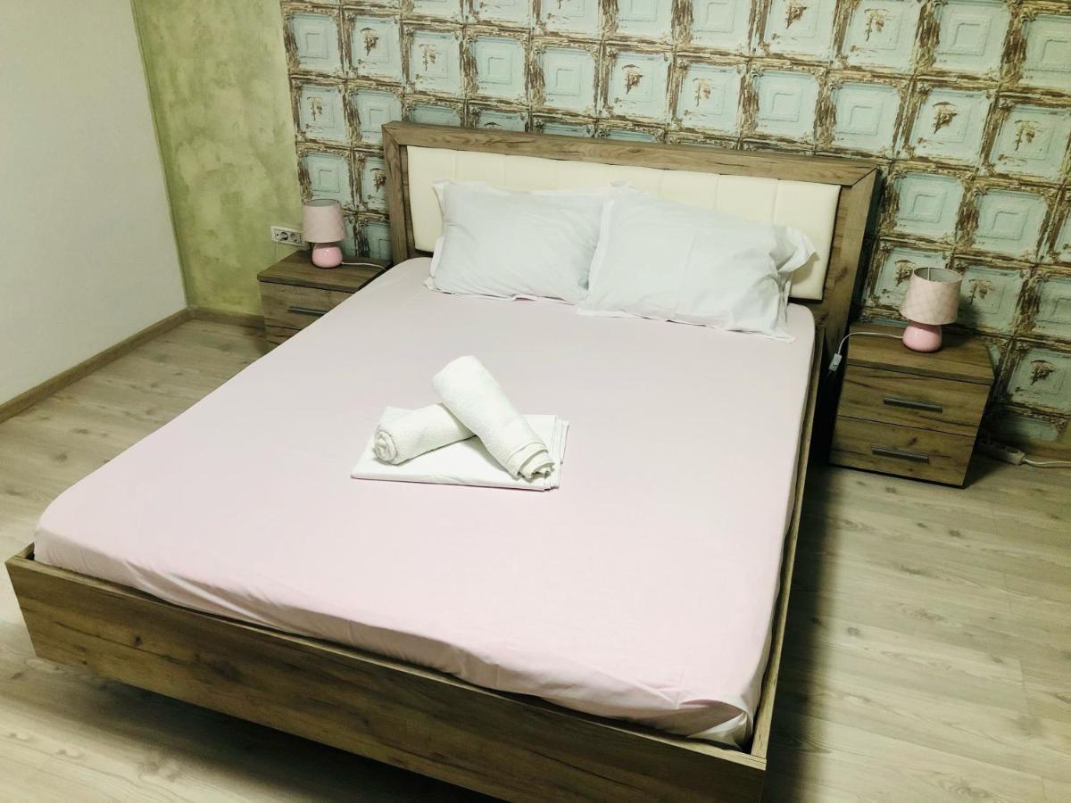 Central Park - Big Apartment - 3 Rooms - Free Parking T5 Тімішоара Екстер'єр фото